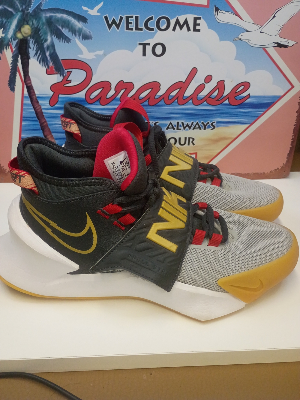 Nike Future Court 3 Night Size 5 Y Unisex Youth